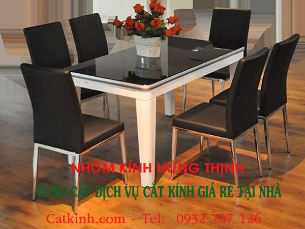 Kính Mặt Bàn Màu Đen: Lựa Chọn Hoàn Hảo cho Không Gian Hiện Đại 3 giá kính mặt bàn màu đen