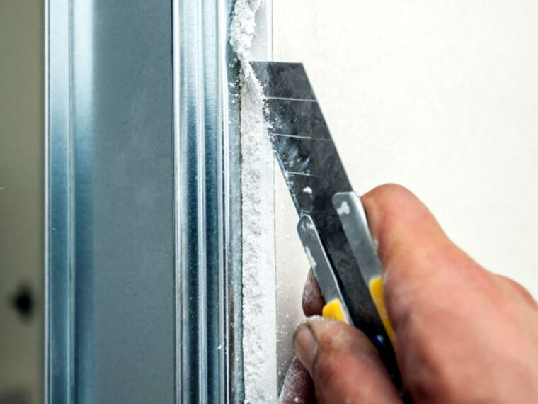 Dịch Vụ Sửa Tủ Kính Giá Rẻ Tại Nhà TpHCM