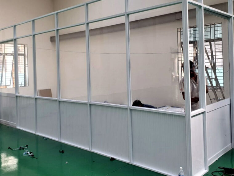 Chọn Vách Ngăn Kính Cường Lực Hoàn Hảo Tuyệt Đối