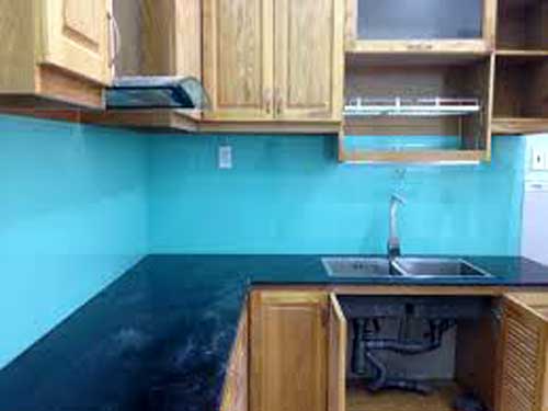 Mẫu kính ốp bếp quận 3 đẹp màu xanh dương