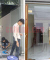sua cua kinh bi xe