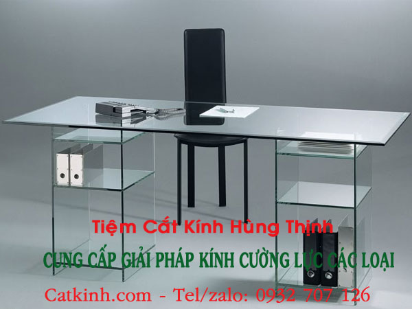 Bảng giá mặt kính bàn làm việc mới nhất: So sánh chi tiết và lựa chọn phù hợp 4 gia mat kinh ban lam viec