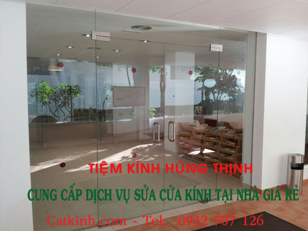 Tổng hợp đội thợ sửa cửa kính quận 8 tphcm tại nhà chuyên nghiệp được ưa chuộng nhiều 1 sửa cửa kính quận 8 tphcm