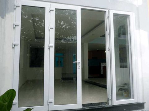 Cập nhật bảng giá cắt kính cường lực 2026