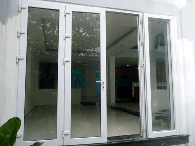 Cập nhật bảng giá cắt kính cường lực 2026