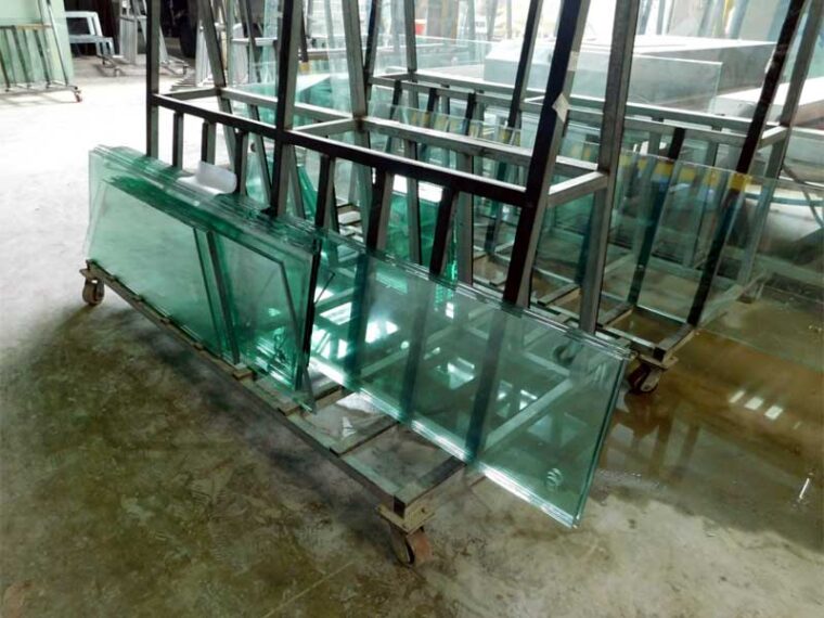 Gây Sốc: Giá Kính Cường Lực 8ly, 10ly, 12mm Tại Tp HCM Giảm Đến 40% – Chỉ Từ 350K/m2 Tuyệt Đối!