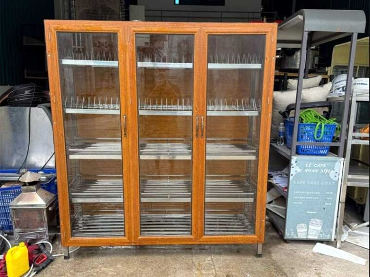 Cắt kính tủ gần đây: Có mặt ngay sau 15 phút gọi điện